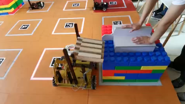 Robot built at the DJI RoboMaster summer camp